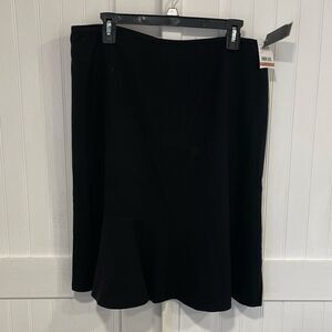 Nine West Black fully line skirt size 12